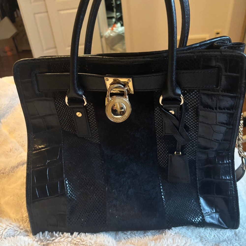 Michael Kors black leather purse
